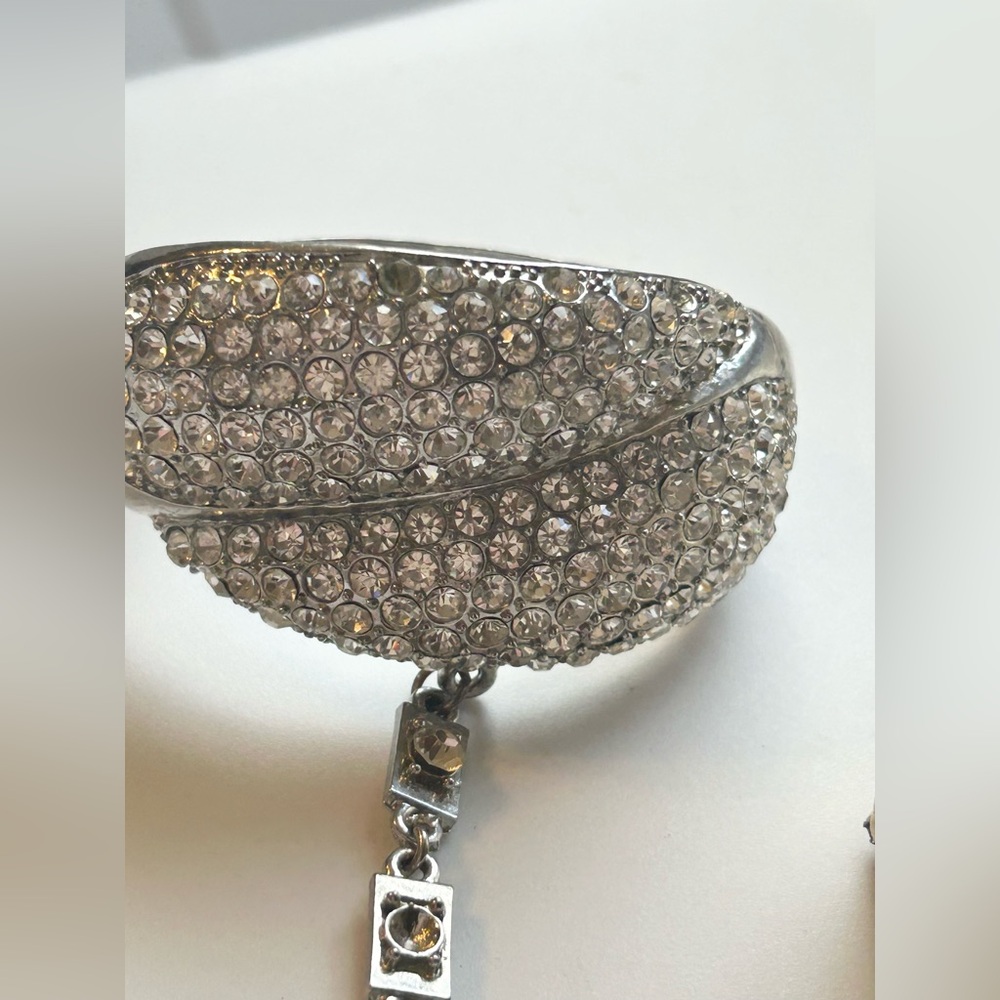 Vintage Hand Chain Rhinestone Bracelet and Ring Statement Silver Glam Jewelry - Picture 9 of 14